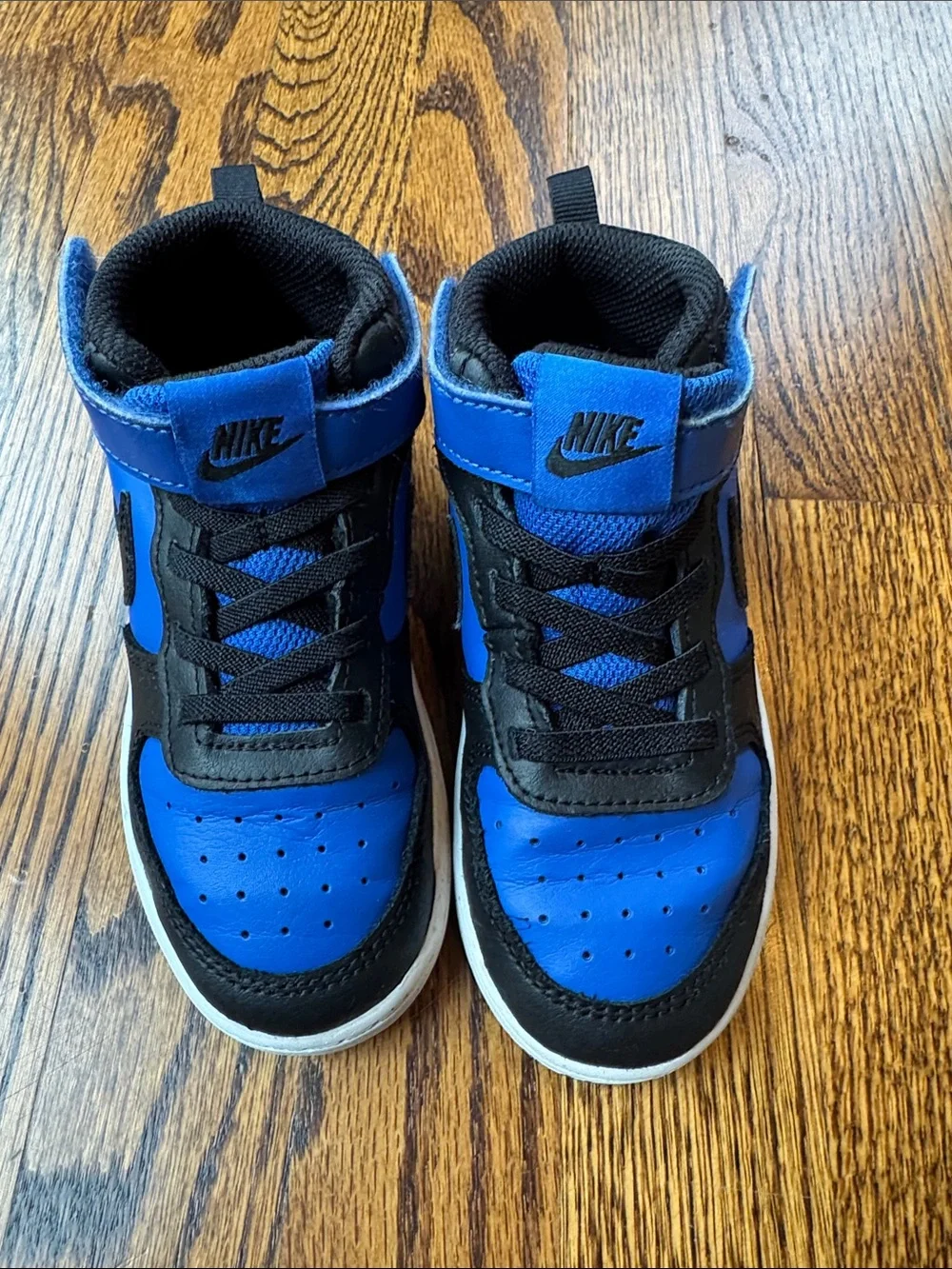 Nike youth high